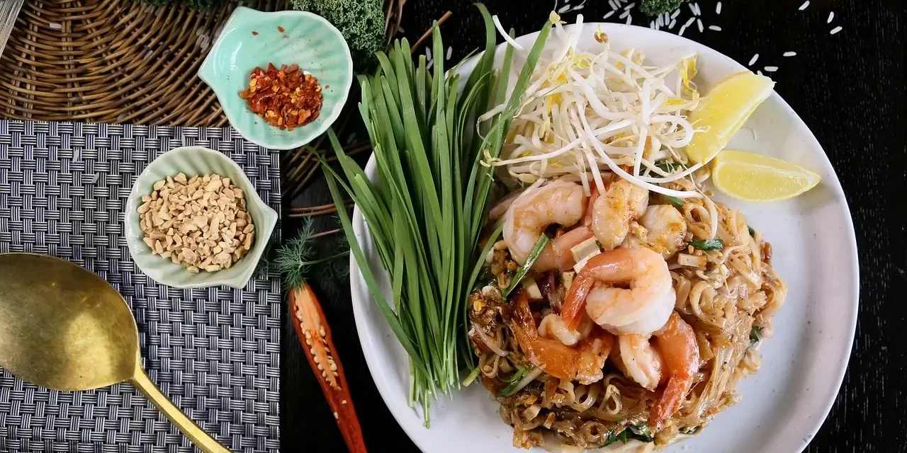 Exploring the Flavors of Thai Street Food - A Culinary Adventure for Your Taste Buds