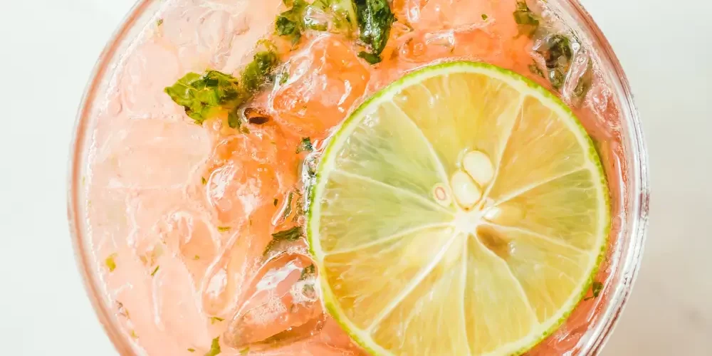 Sip into Serenity: Grapefruit-Rosemary Mocktail Spritz Recipe